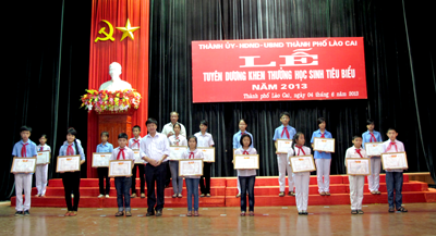 Lễ TDKT HS Tiêu biểu