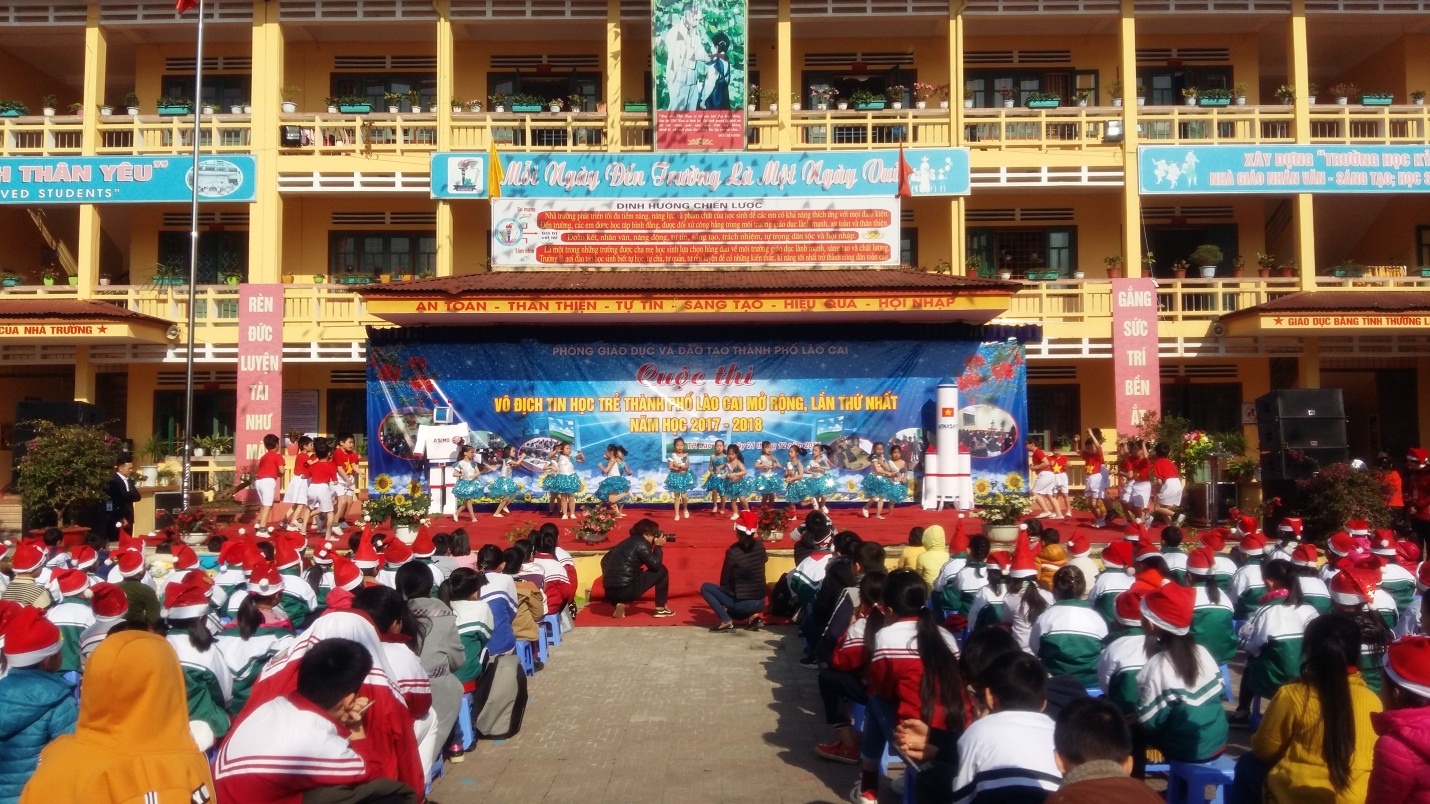 Description: D:\DỮ LIỆU MỚI 8.2017\NGUYEN DU 2017- 2018\BÀI VIẾT ĐĂNG BÁO, TRANG WEB\anh\Vô địch tin học trẻ\20171221_094239.jpg