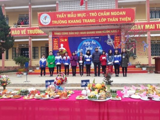 C:\Users\adm\Desktop\ANH NGAY HOI XUAN YEU THUONG\IMG_20180228_161826.jpg