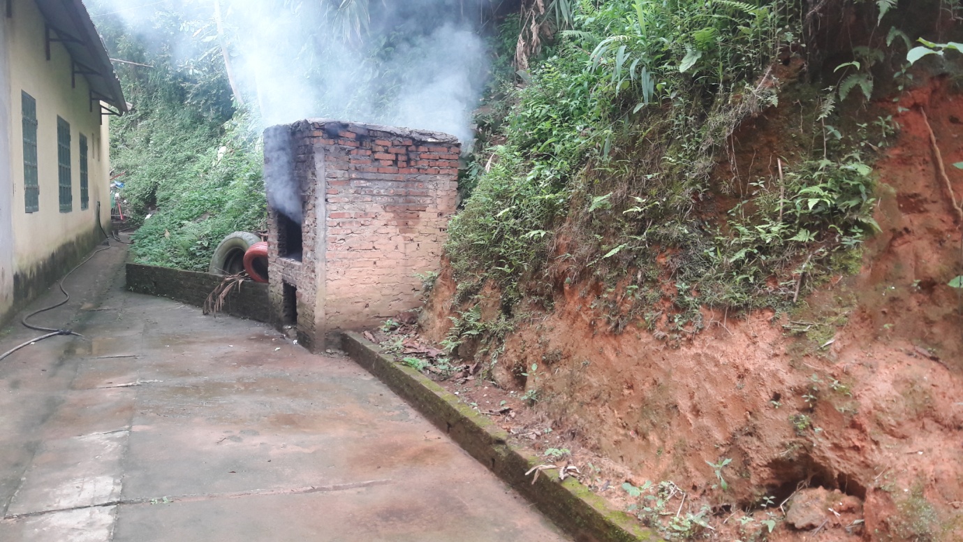 D:\ANH MOI HON\ANH GUI PGD\KHU NHA O BAN TRU.jpg