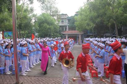 E:\NGUYEN\ẢNH NĂM HỌC 2018-2019\2.ẢNH NGÀY VUI TỰU TRƯỜNG 20-8-2018\IMG_0959.JPG