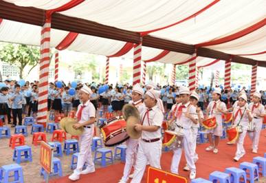 C:\Users\Dell\Desktop\ẢNH KHAI GIẢNG 2018-2019\DSC_1797.JPG