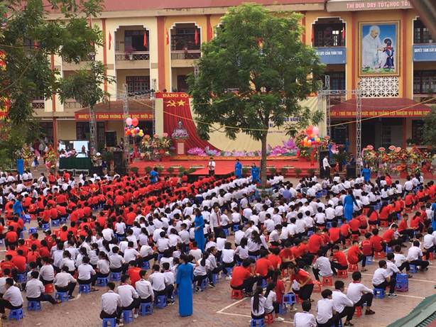 E:\THCS Ngô Văn Sở\Bài viết tin\25 năm\hÀNG.jpg